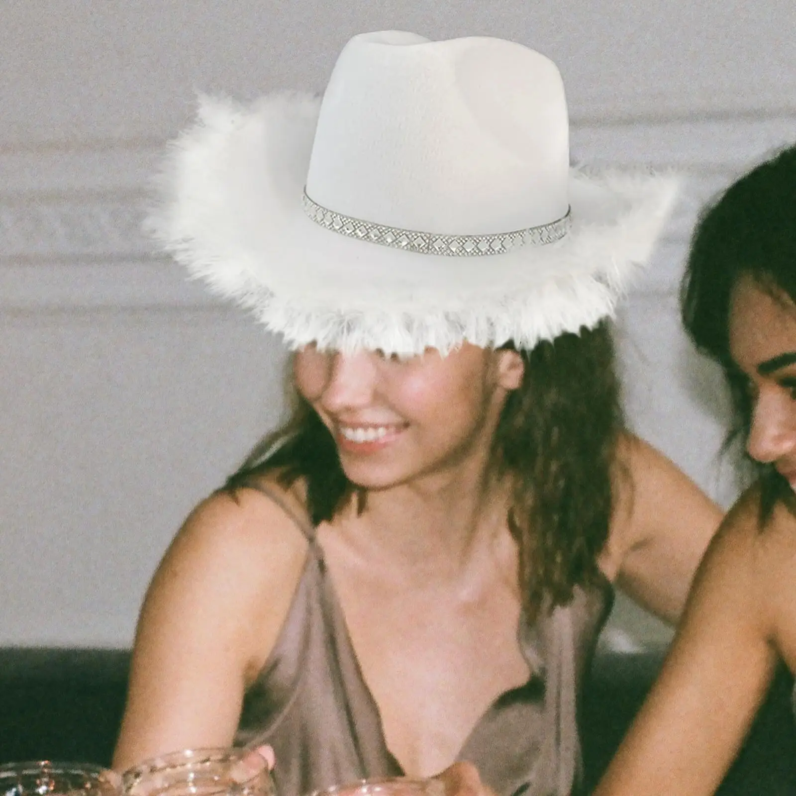 

Западная стильная женская фетровая шляпа, Пляжная ковбойская шляпа с перьями и блестками, Западная фетровая шляпа