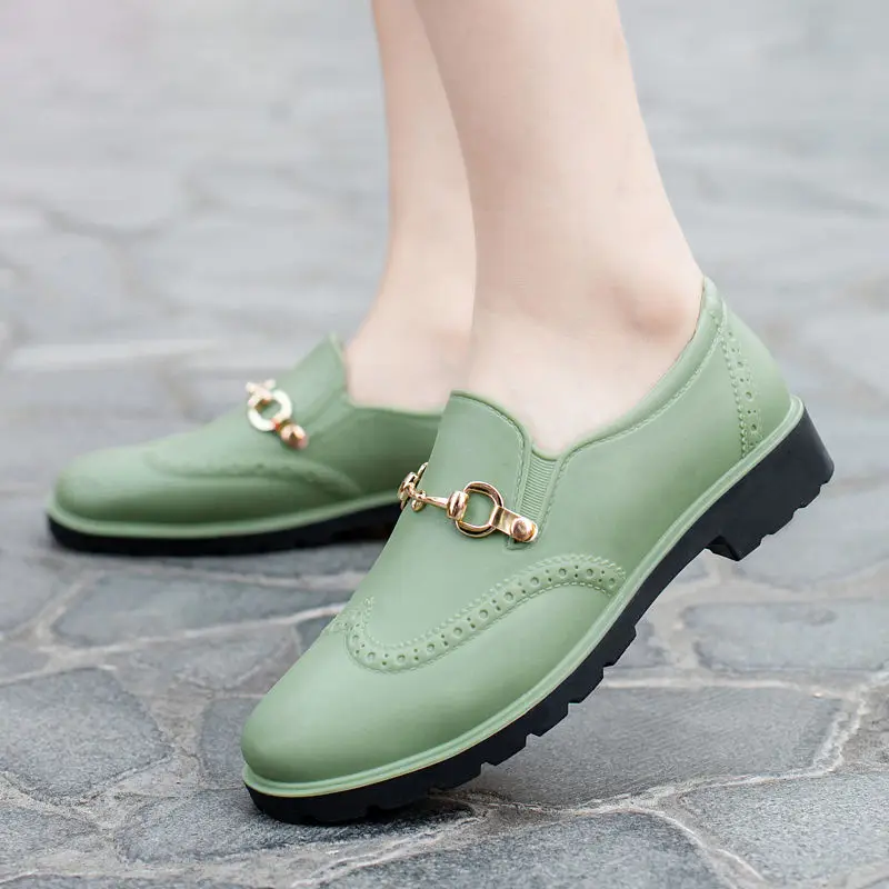 

Demi-season Low Top Rain Boots Women 2022 Spring Waterproof Rain Shoes Women's Metallic Chain Galoshes Black Horse Bit Loafers