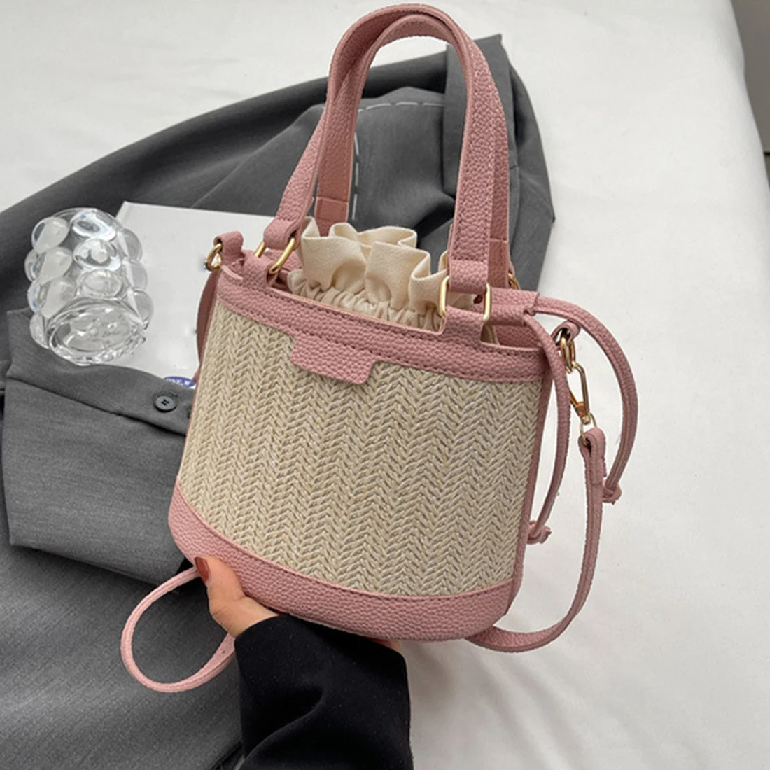 New Straw Braid Crossbody Bucket Bag Summer Fashion Niche Design Adjustable Strap Shoulder Bags For Women Vintage Bohemian Style
