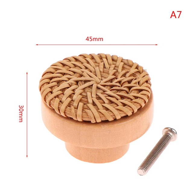 ручка из ротанга