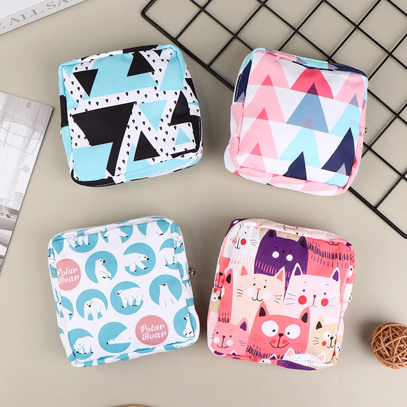 

1Pc Cute Girls Makeup Storage Bag Mini Sanitary Napkin Bags Small Cosmetic Bag Travel Earphone Coin Organizer Pouch