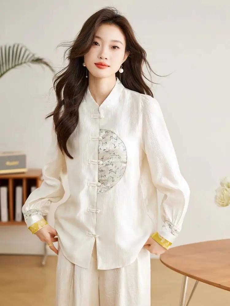 Женская рубашка в китайском стиле с вышивкой