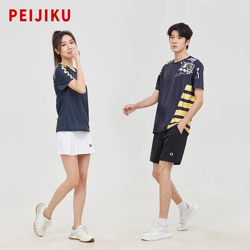

Cool fitness suits, badminton suits, table tennis suits, breathable and sweat resistant family shirts, couple shirts