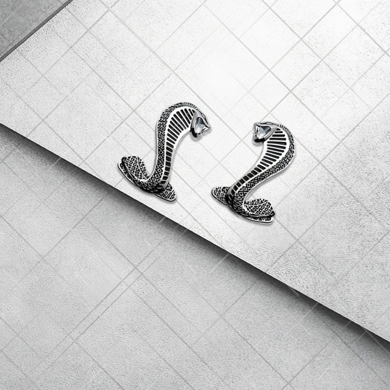 

2 шт. металлический 3D змея кобра логотип автомобиля Стайлинг задний багажник буквенная эмблема наклейка для Ford SVT GT350 R GT500 Shelby ﻿ GTSVR Койот