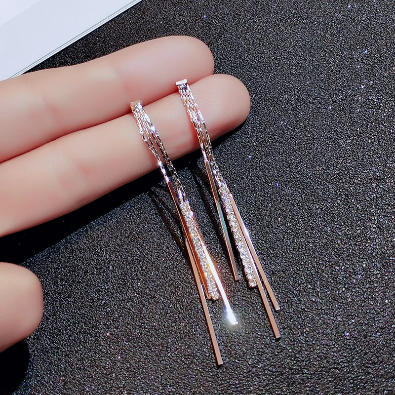 

Shiny Luxury Designer Jewelry Drop Earrings Long Chain New in Tassel Drop Dangle Earring 2022 Trendy Women's Earring Cute gift
