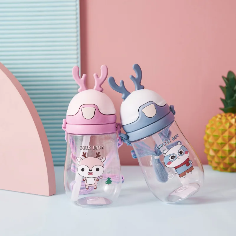 

480ML Cartoon Antler Kids Drinking Water Bottle With Straw Gravity Ball Baby Sippy Cup Leakproof Children School Water Bottles