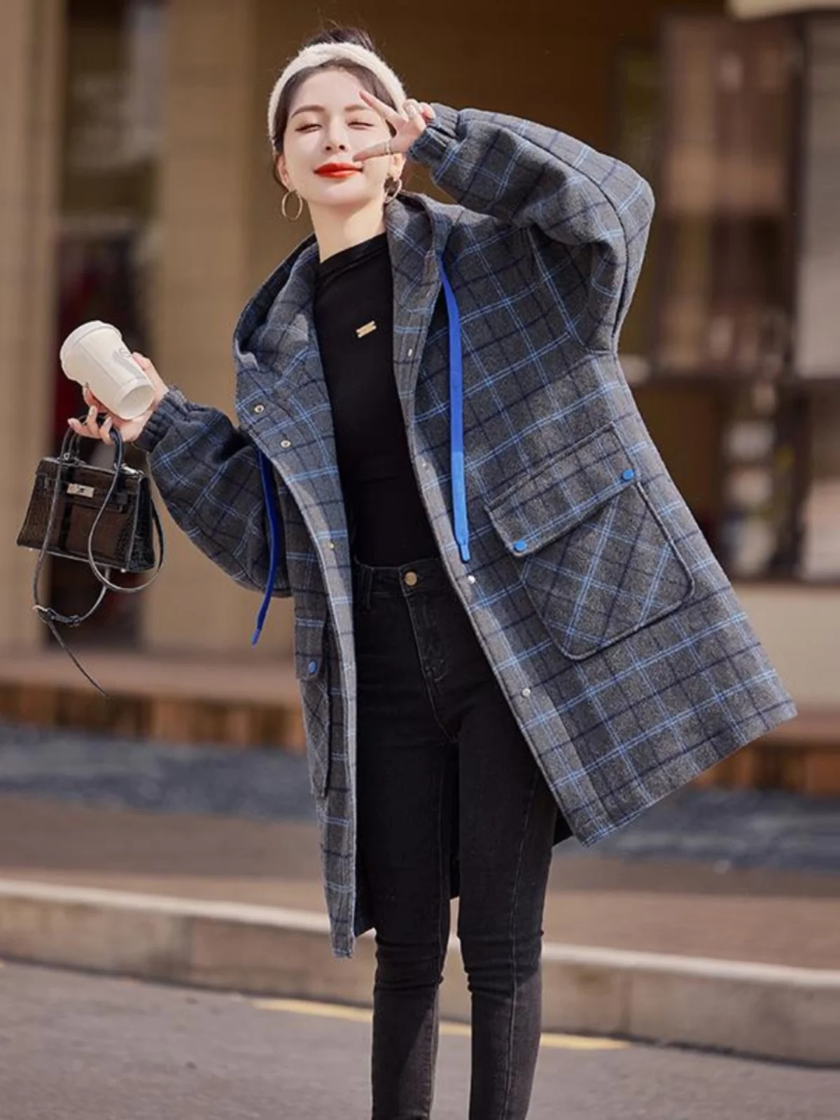Корейская серия клетчатый шерстяной пуховик с капюшоном женский зимний 2024 новое