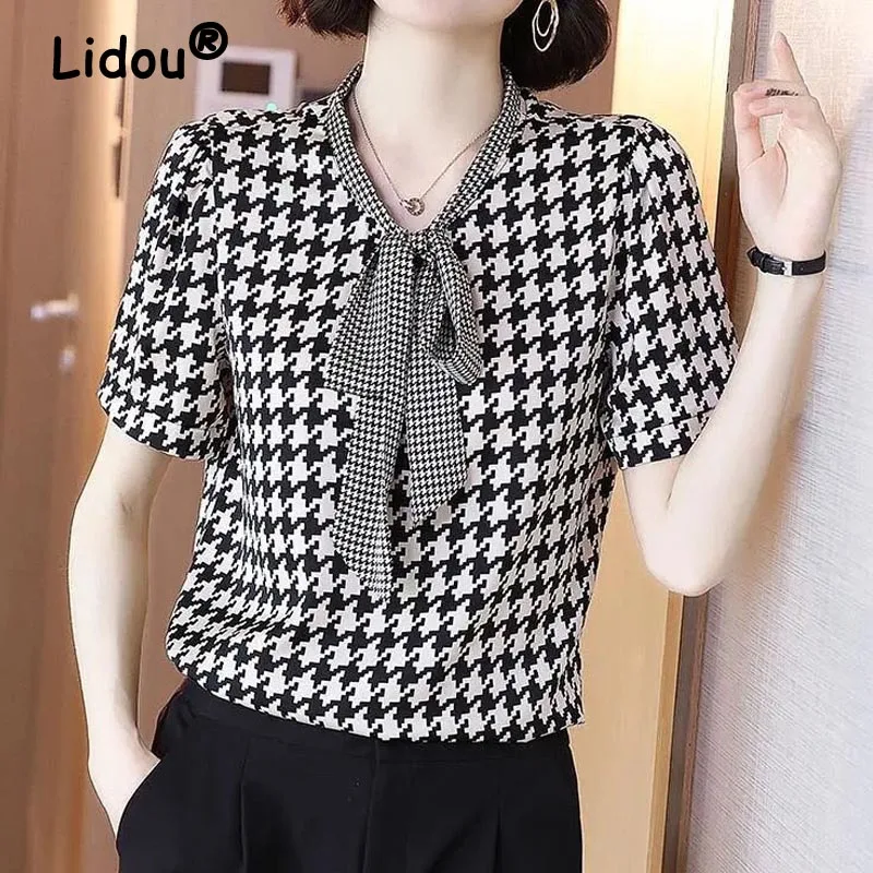 

Шифоновая Блузка с принтом «гусиная лапка» и воротником-бантом