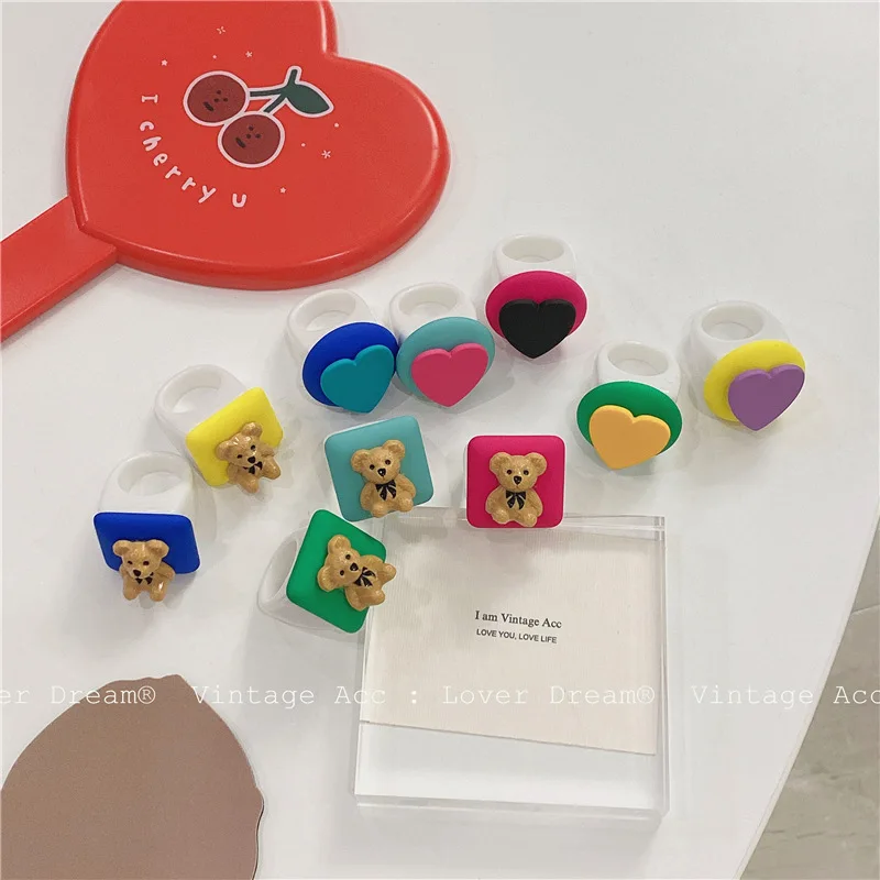 

Korean Vintage Geometric Heart Cute Bear Resin Rings For Women Girls 2022 Colorful Fashion Trendy Lovely Jewelry Party Gif