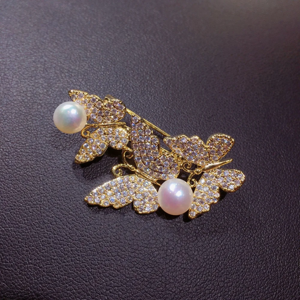 

Natural Freshwater Pearl Corsage Three Butterfly Gold Copper Brooch Female Exquisite Pin Banquet Jewelry Gift Craft Ornament