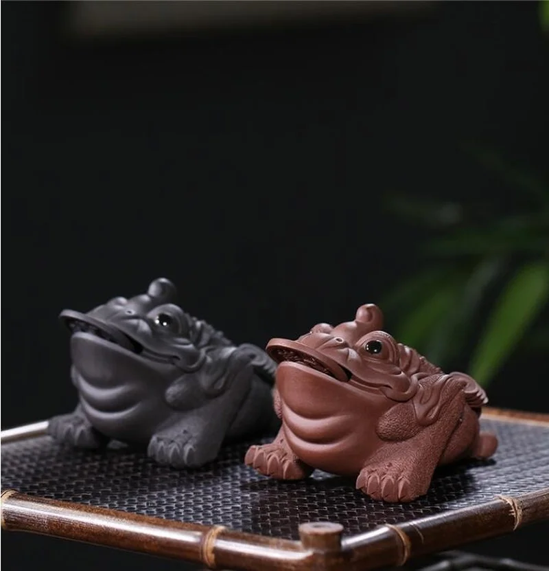 

1pc Yixing Handmade Purple Clay Tea Pet Lucky Toad Ornaments Household Tea Set Tea Ceremony Decoration Accessories Crafts