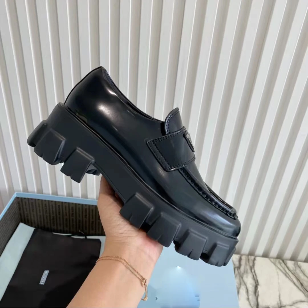 

2023 Luxury Brand High Quality Women 6cm Heels Shoes Ladies Casual Shoes Point Toe Black White Dress Shoes Size 40