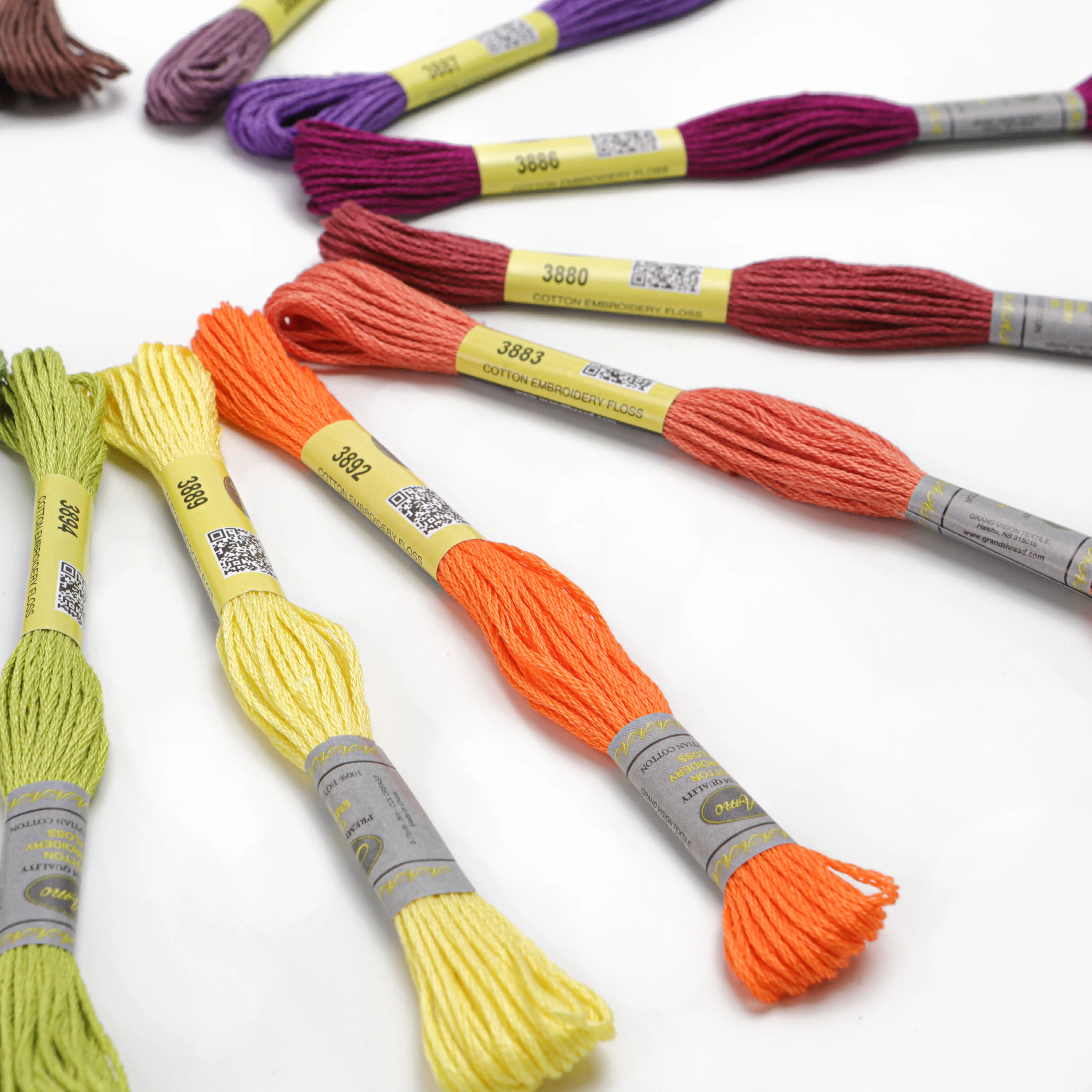 Набор мерсеризованных хлопковых ниток AmoHilos 16 цветов