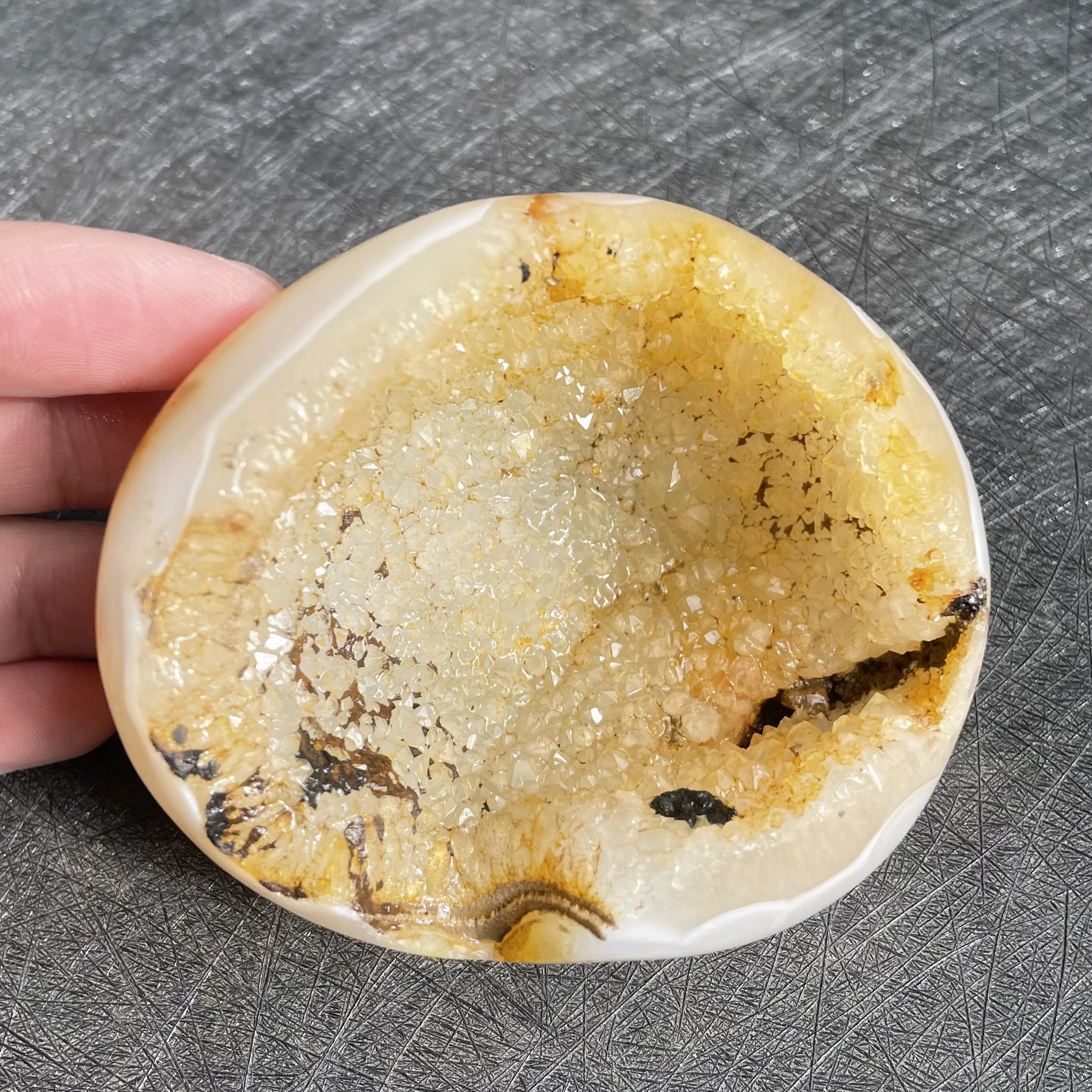 

237 г натуральный фотомагнит, жеодовый Декор для дома, шероховатый полированный кварцевый кристалл, исцеление