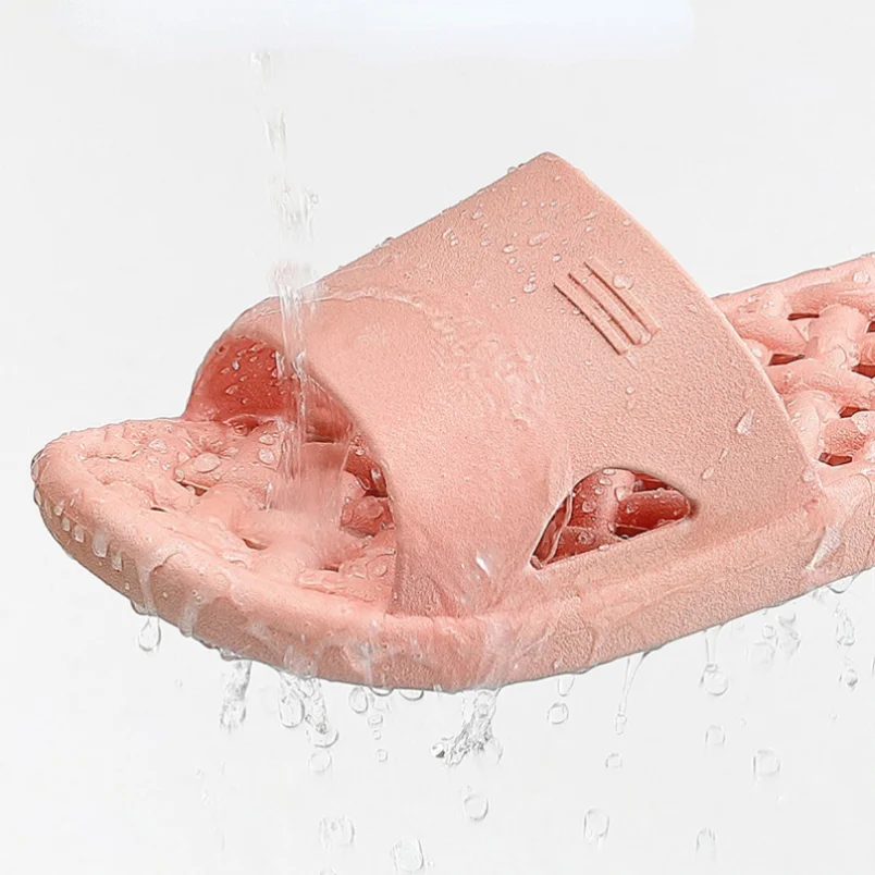 Cloud Slipper Woman Home Hollow out Summer Sandal Men Flip Flops Beach Non Slip Soft Sole leakage House Shoes Female Male