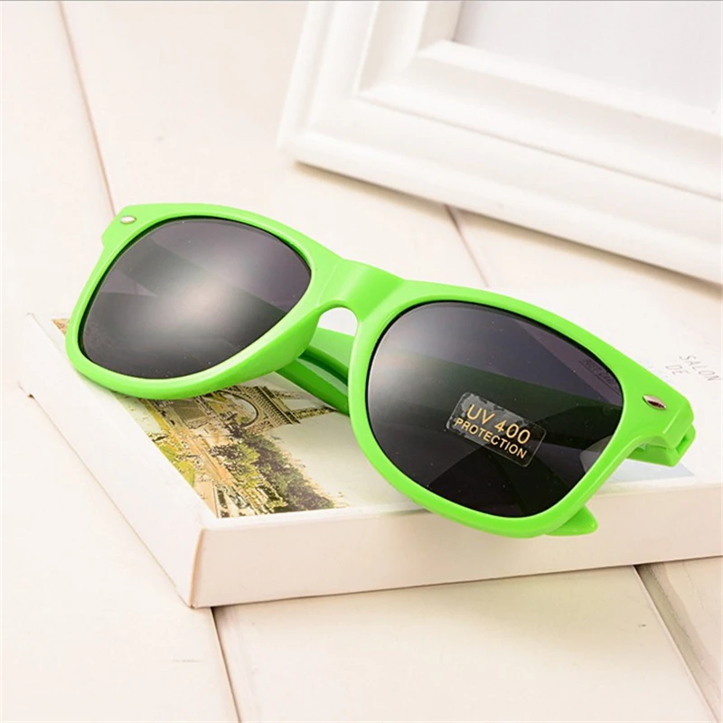 Evove Fashion Sunglasses Women Men Gift Promotion Glasses Red Black White Green Pink Wholesale Cheap |