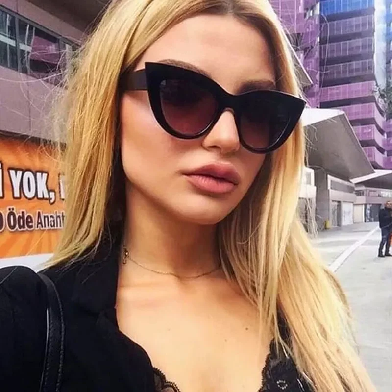 

New in Vintage Cat Eye Sunglasses Women Brand Designer Mirror Plastic Female Sun Glasses Retro Fashion Big Frame Oculos De Sol y