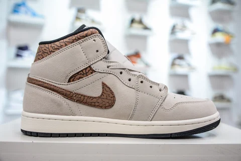 nike air jordan 1 spiderman