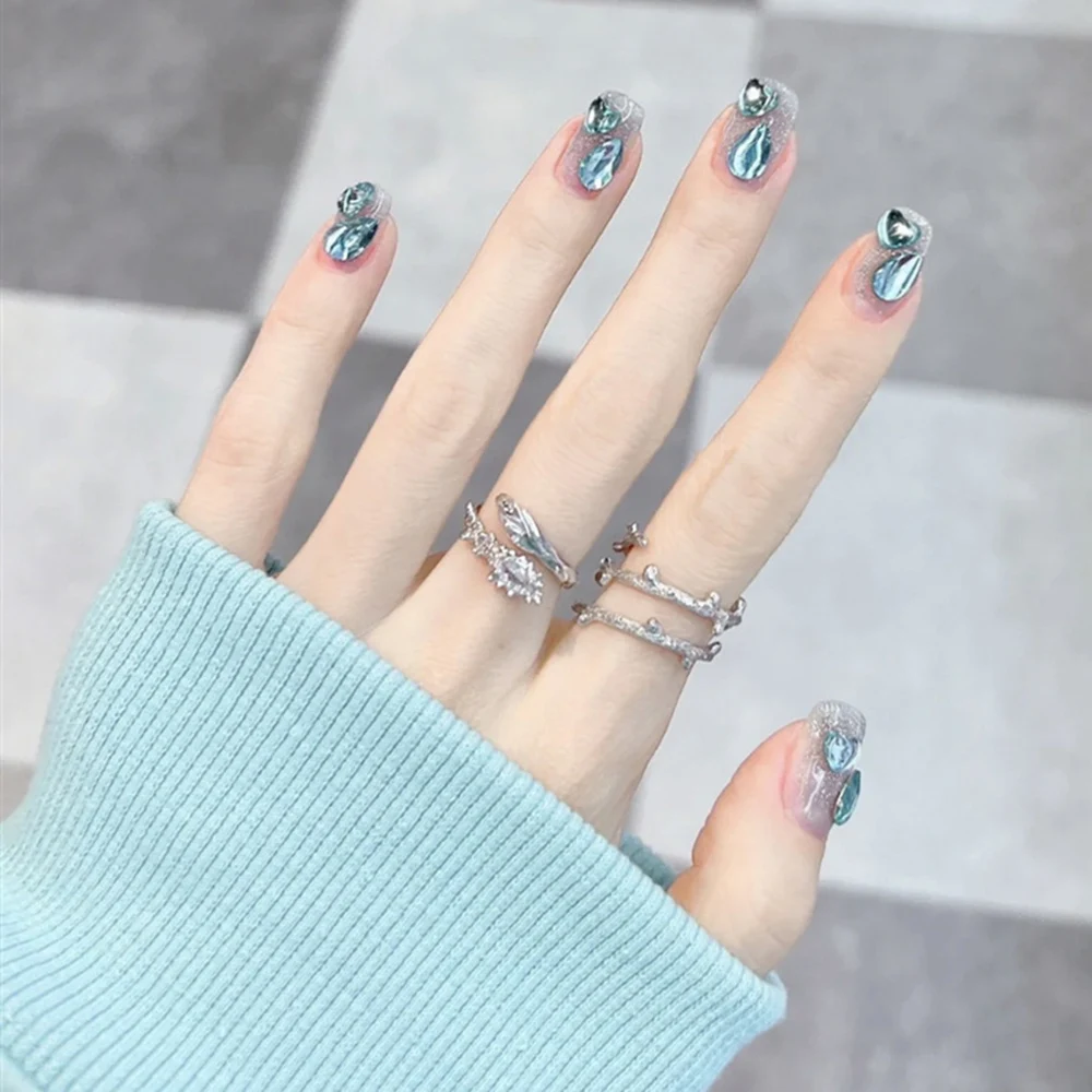 

24 шт. короткие накладные ногти блестящие синие кристаллы Декор полностью готовые нажимные ногти полное покрытие дизайн ногтей украшения дл...