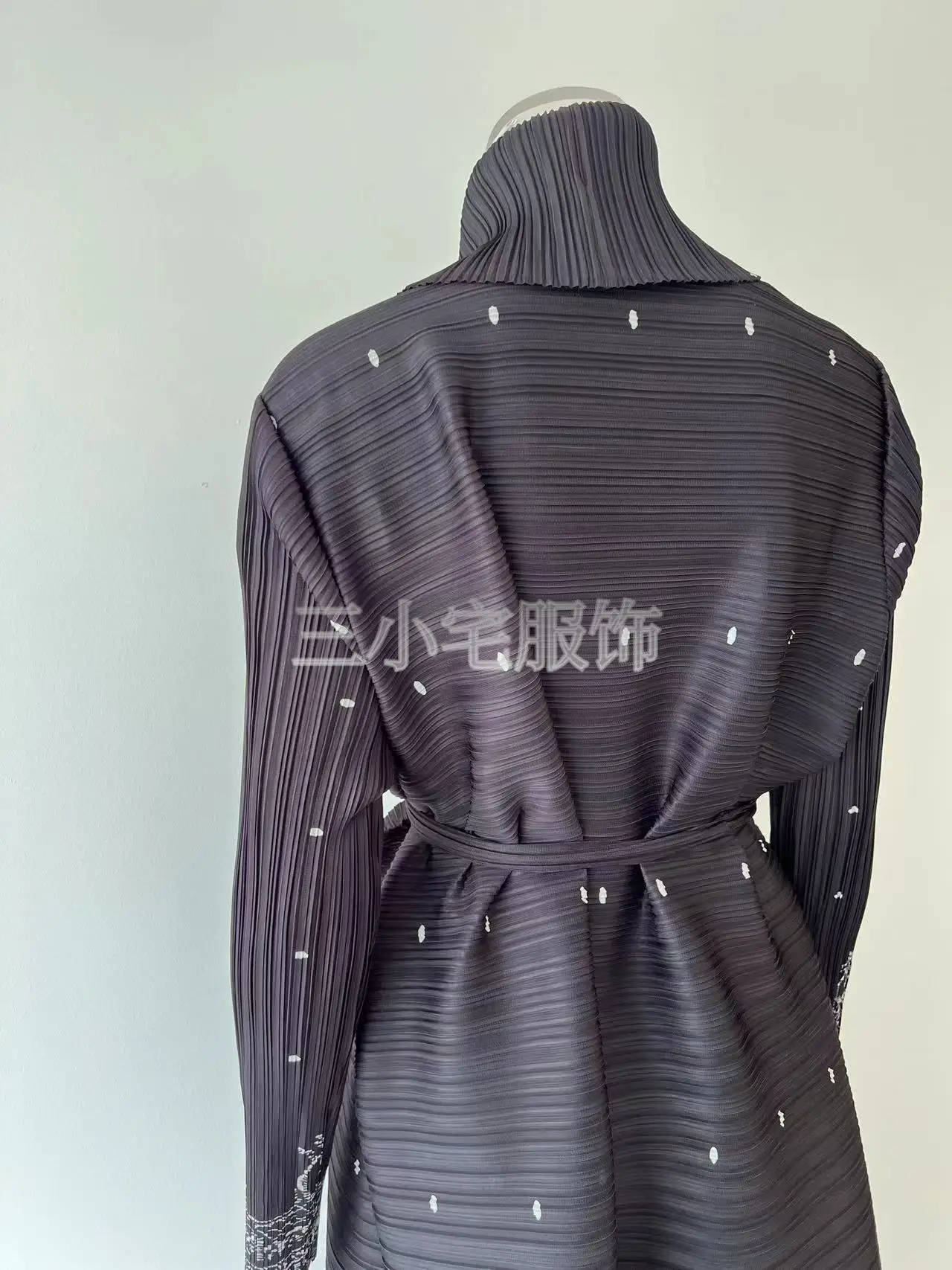 Платье YUDX Miyake женское с длинным рукавом принтом ветровка зима 2024 новые