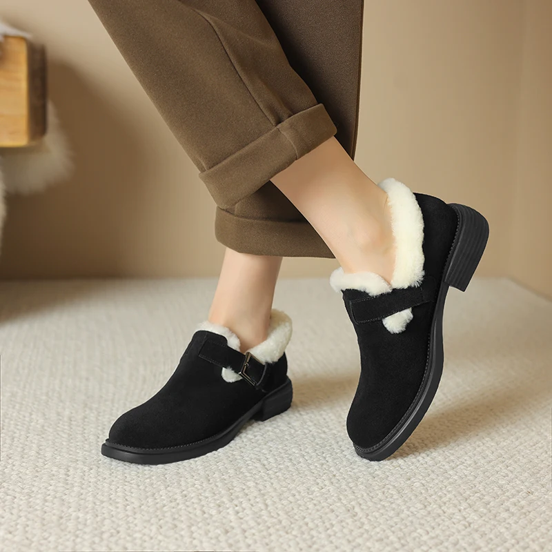 Замшевые женские туфли на среднем блочном каблуке