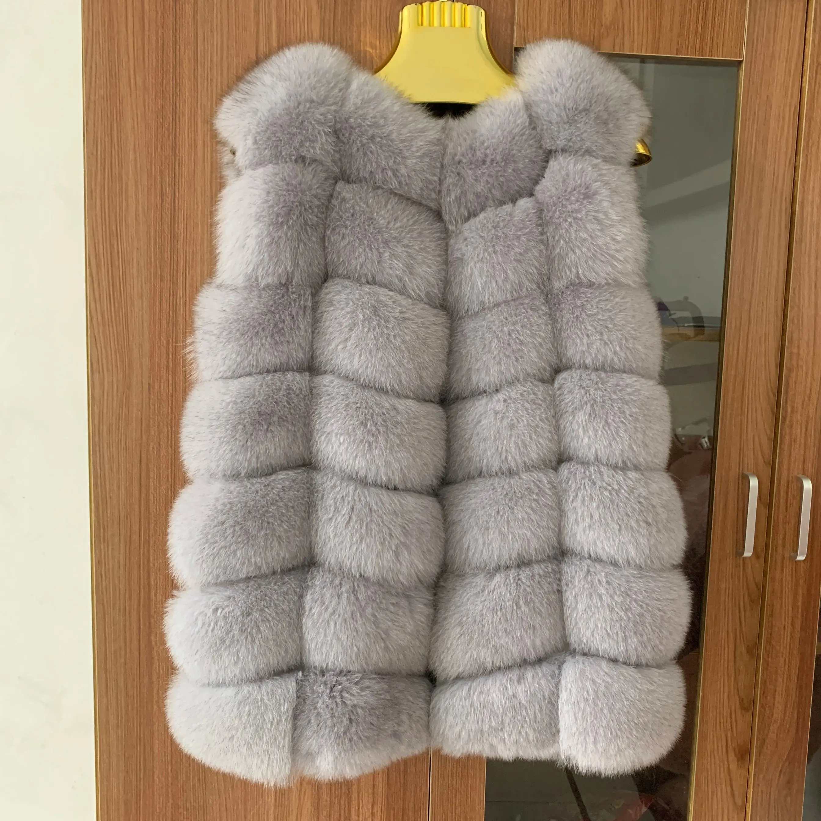Real fox fur vest women's autumn and winter warm natural fur jacket raccoon fur vest genuine fox fur coat high-quality free send enlarge