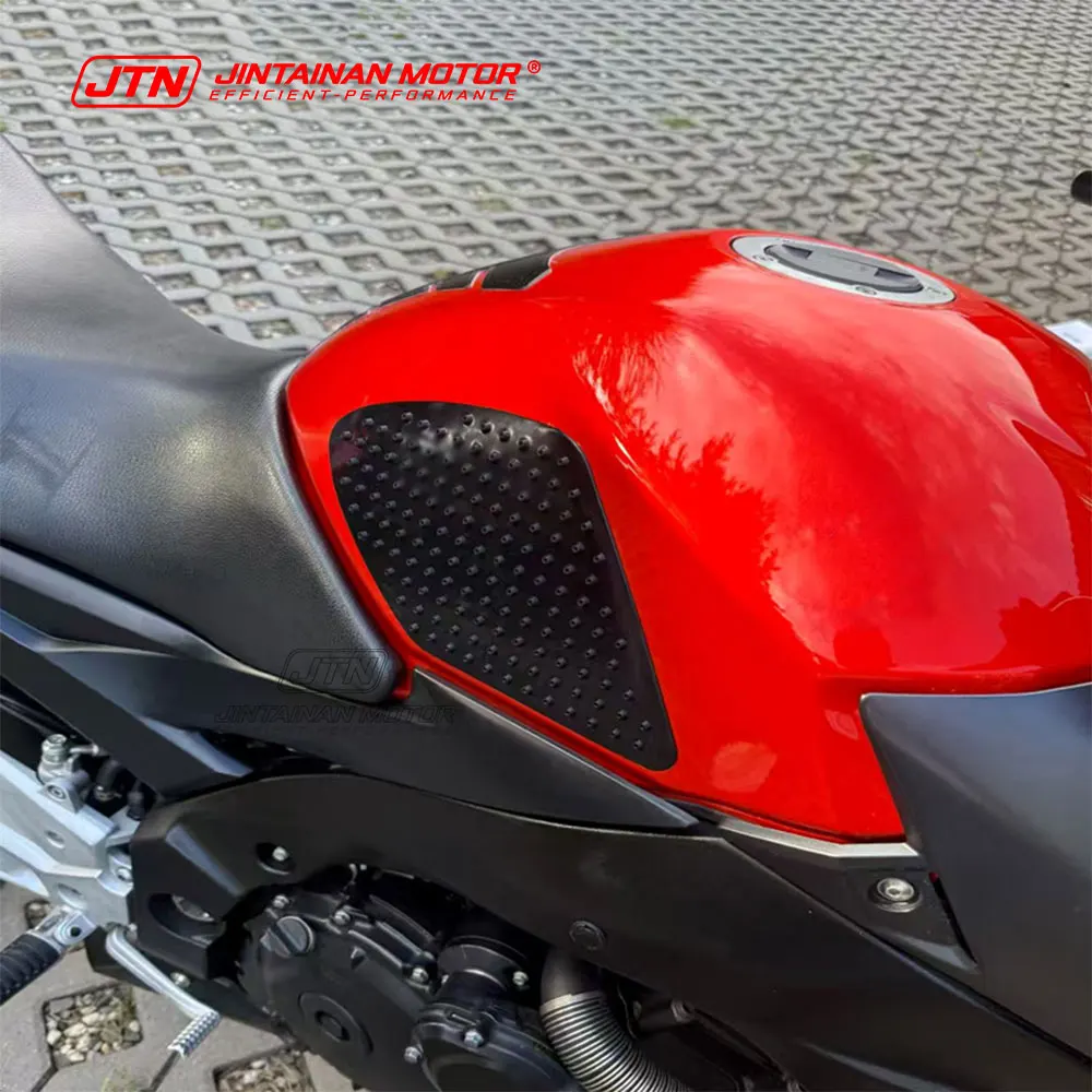 Фото Защитная накладка на бак JTN GSR600 GSXR1000, противоскользящая водонепроницаемая резиновая наклейка на бак для мотоцикла SUZUKI GSX1300R GSR 600 1999-2010 №2