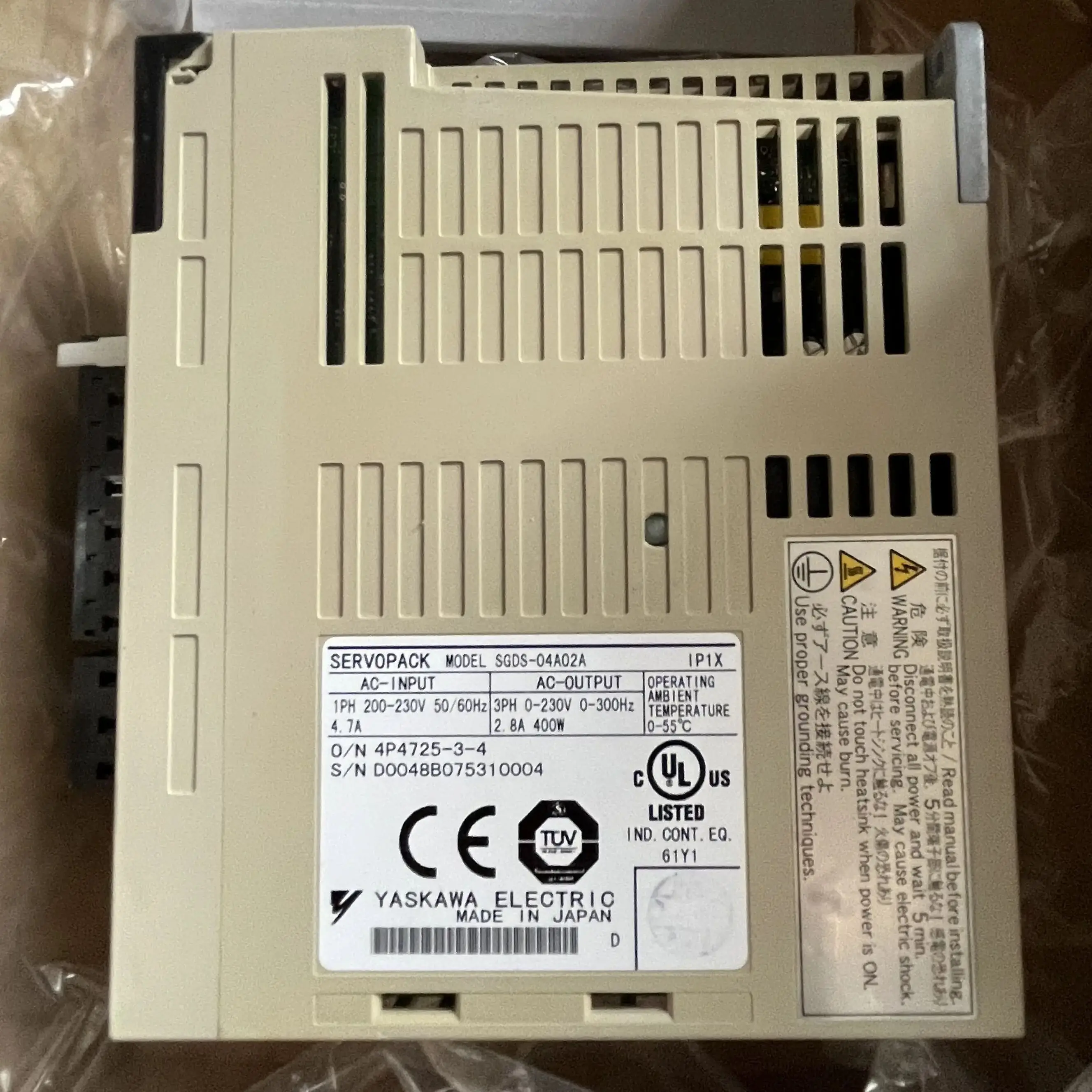 SGDS-04A02A Совершенно новый сервопривод SGDS 04A02A быстрая доставка