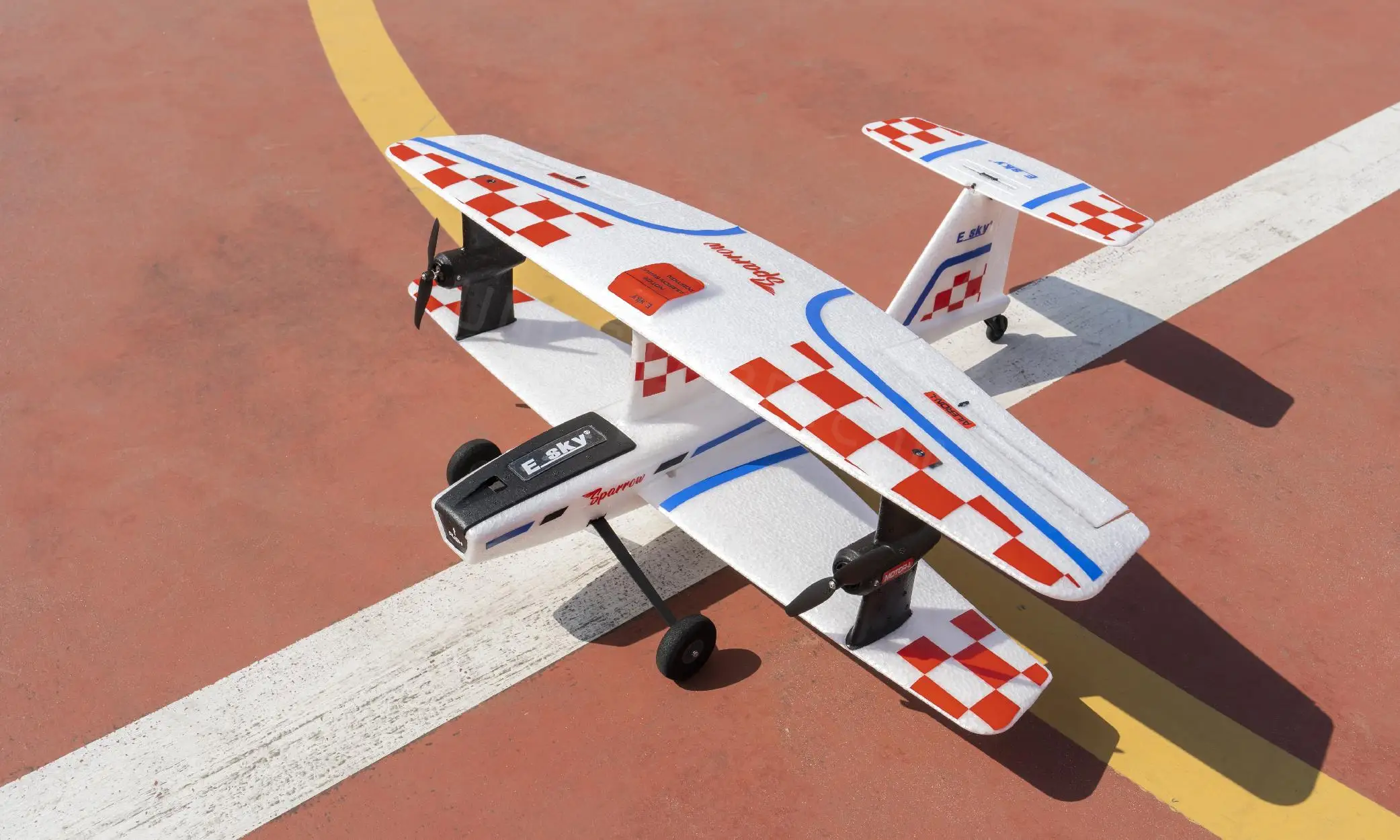 Самолёт ESKY Sparrow Biplane 610 мм Wingspan EPP 2 4 ГГц 3D 6-осевой гироскоп двухмоторный RC Самолет