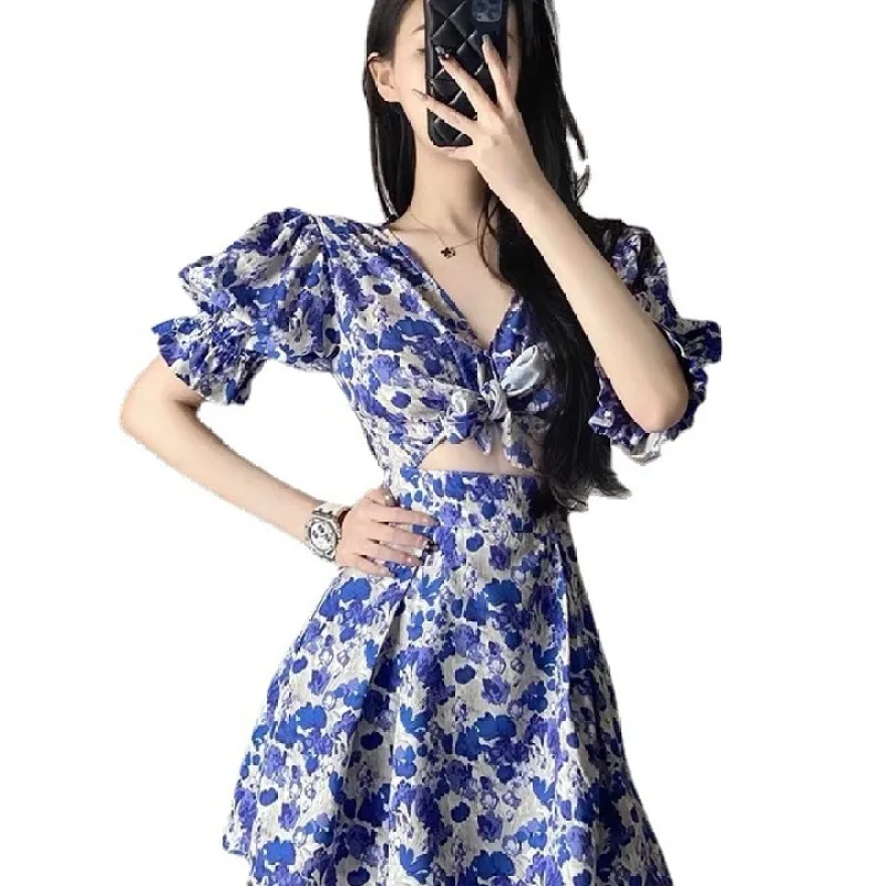

Summer Women floral skirt V-neck beach holiday dress