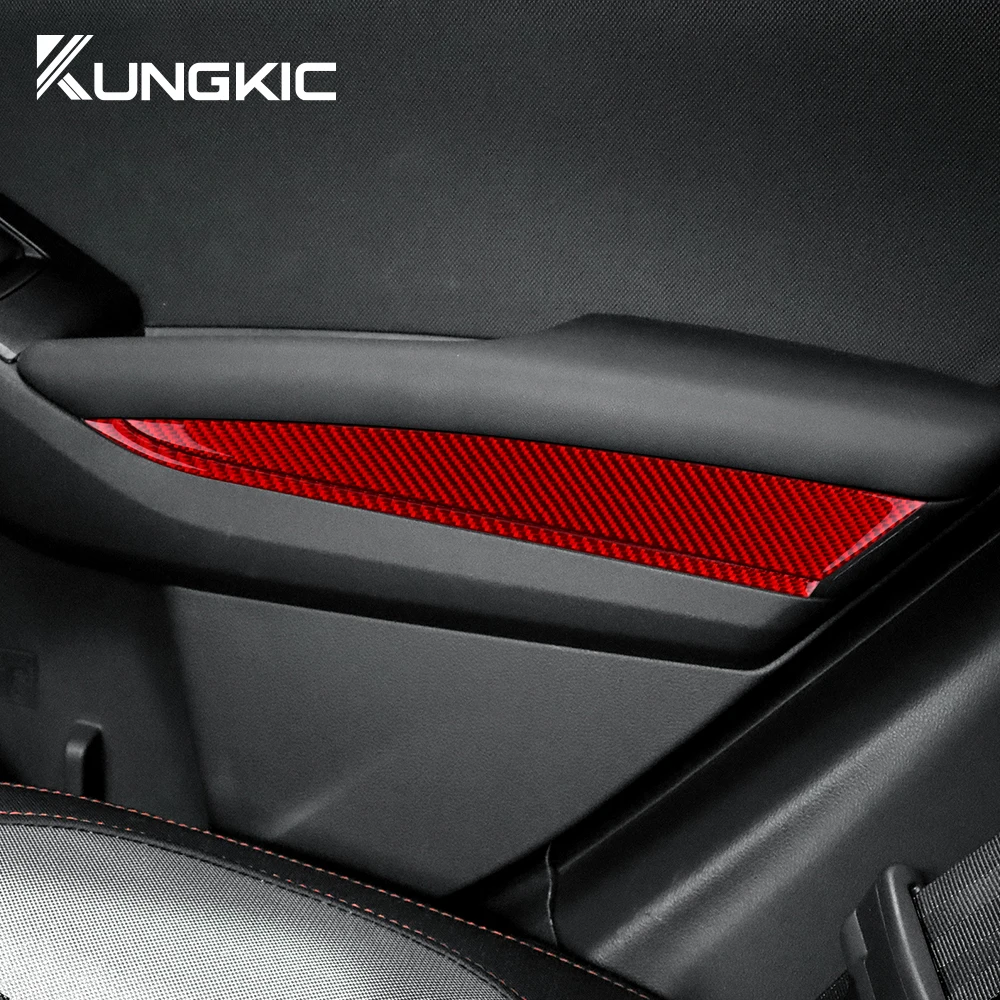 

Для Subaru WRX/WRX STI 2022 2023 настоящая мягкая наклейка из углеродного волокна, дверной подлокотник, декоративная крышка, отделка, аксессуары для интерьера