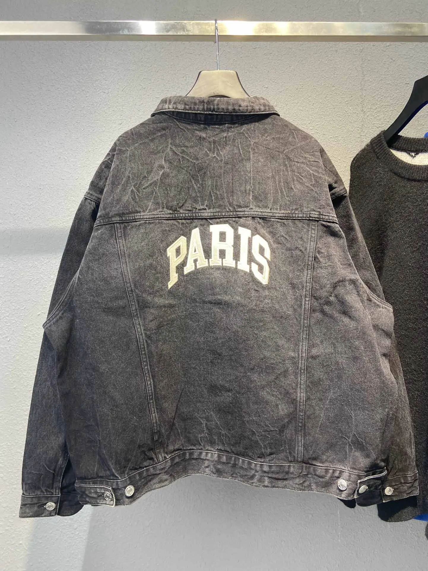 

2022 Luxury PARIS Small Logo Embroidery Women Men Denim Jacket Hiphop Oversized Pocket Denim Jacket Coat