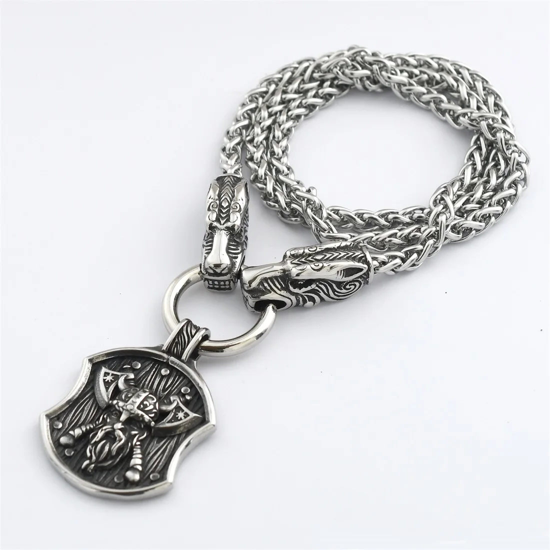 

Viking Stainless Steel Odin Double Axe Pendant Necklace Nordic Celtic Wolf Head Chain Men and Women New Gothic Jewelry