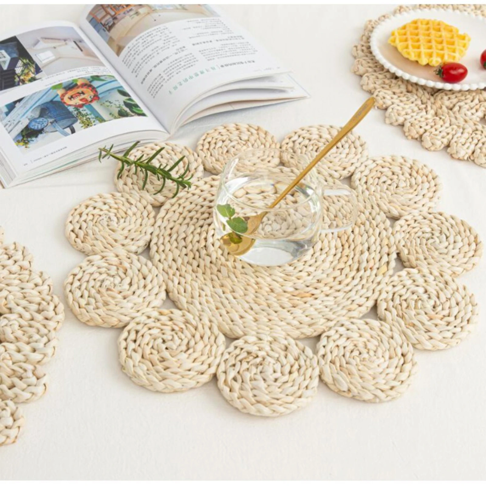 

Handmade Straw Woven Drink Coaster Heat-Resistant Tea Mat Table Mat Mat Plate Cup Placemat Home Wedding Decoration for Kitchen