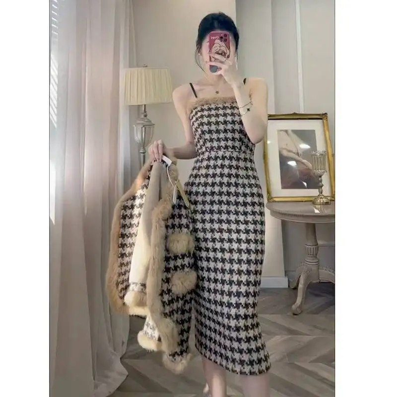 

Women's new 2021 explosive temperament qiandao extra set of two western-style waist slim suspenders skirt suit