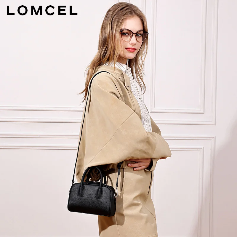 Фото Женская сумка-боулинг LOMCEL 603 из натуральной кожи, новинка 2026 года, элитная и изысканная сумка, сумка через плечо, сумка-подушка №3