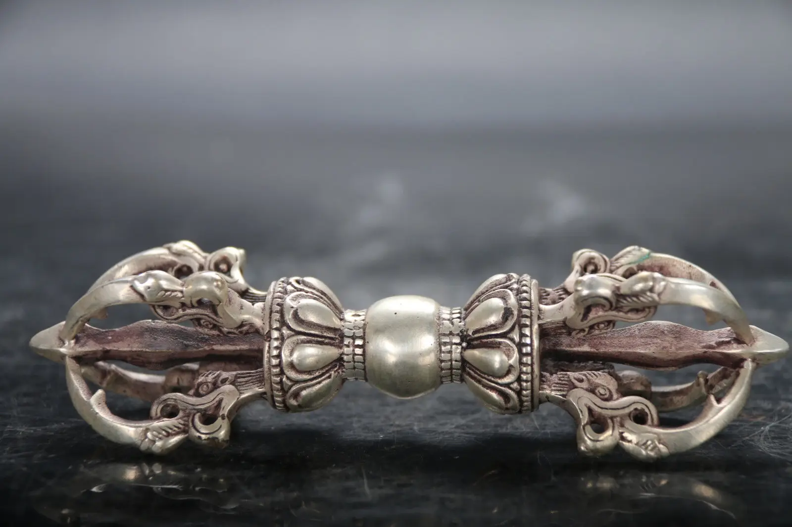 

Tibet Buddhism Bronze cupronickel Buddhist Ritual Tool Hand Vajra Dorje 10cm