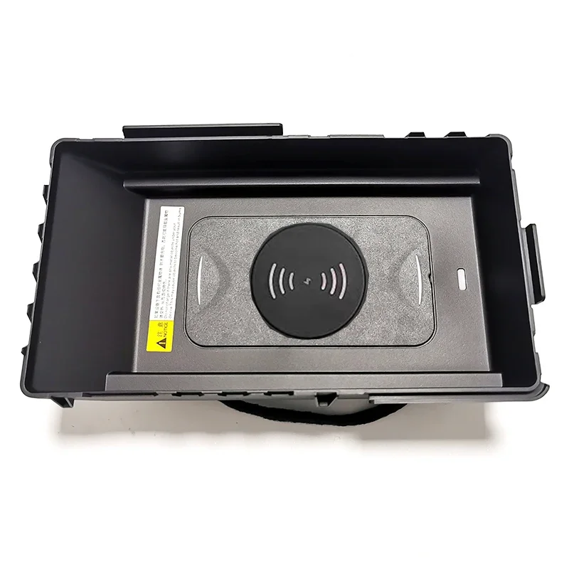 

Автомобильное беспроводное зарядное устройство Magsafe, быстрое зарядное устройство для телефона, держатель для зарядки Skoda Kodiak Kodiaq Karoq 2017-2022 для iPhone 12-16