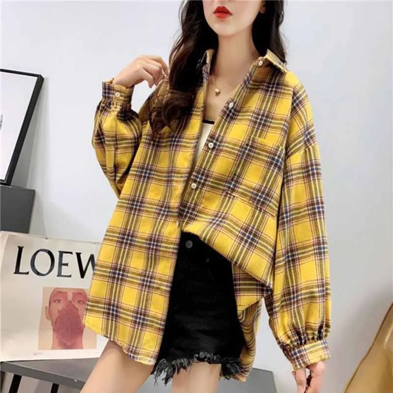 Женский винтажный кардиган в клетку универсальный свободный облегающий