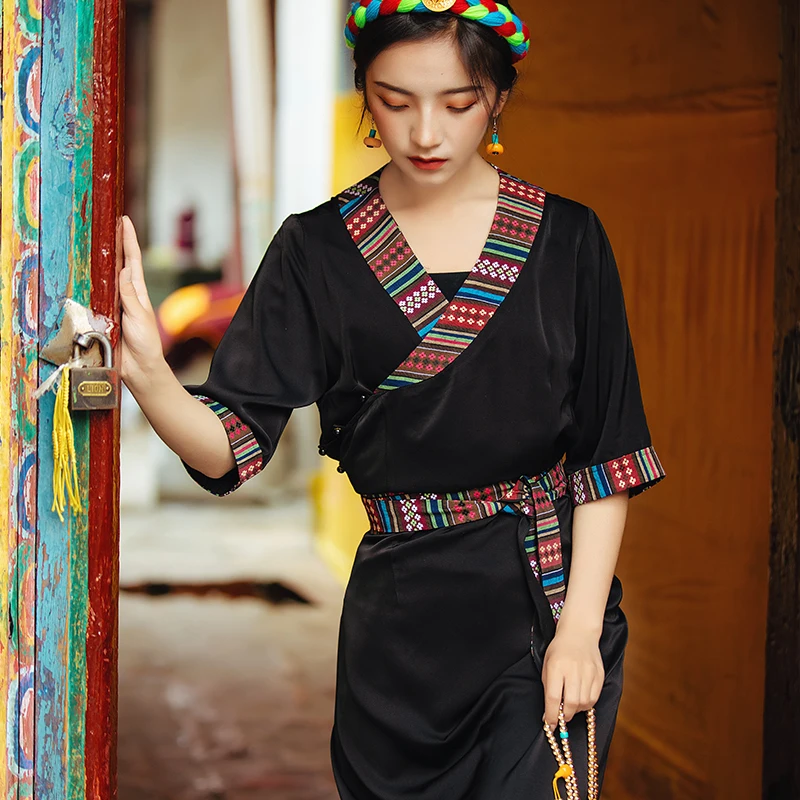 Nepal Tibet tourist costumes women 2022 summer new Tibetan Bora Robe ethnic style Lhasa performance clothes high-end Gown