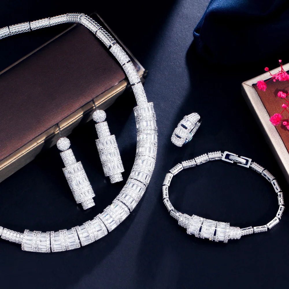 Ожерелье-чокер с фианитом женское кольцо и браслет