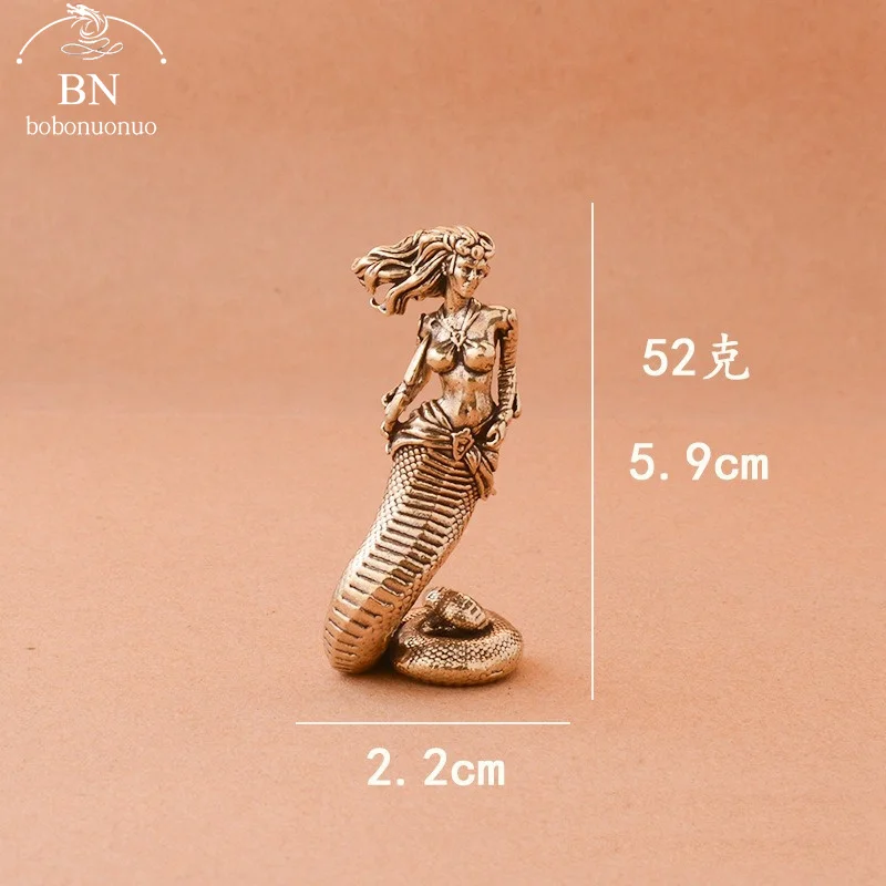 

Статуэтка Медуза из меди