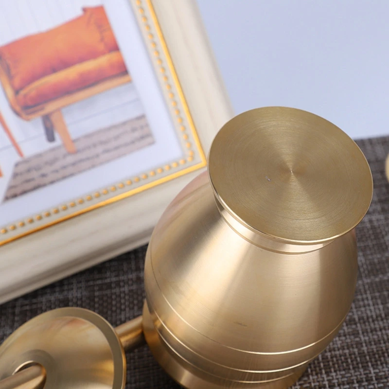 Мельница для измельчения медных специй перца соли трав проста в использовании и