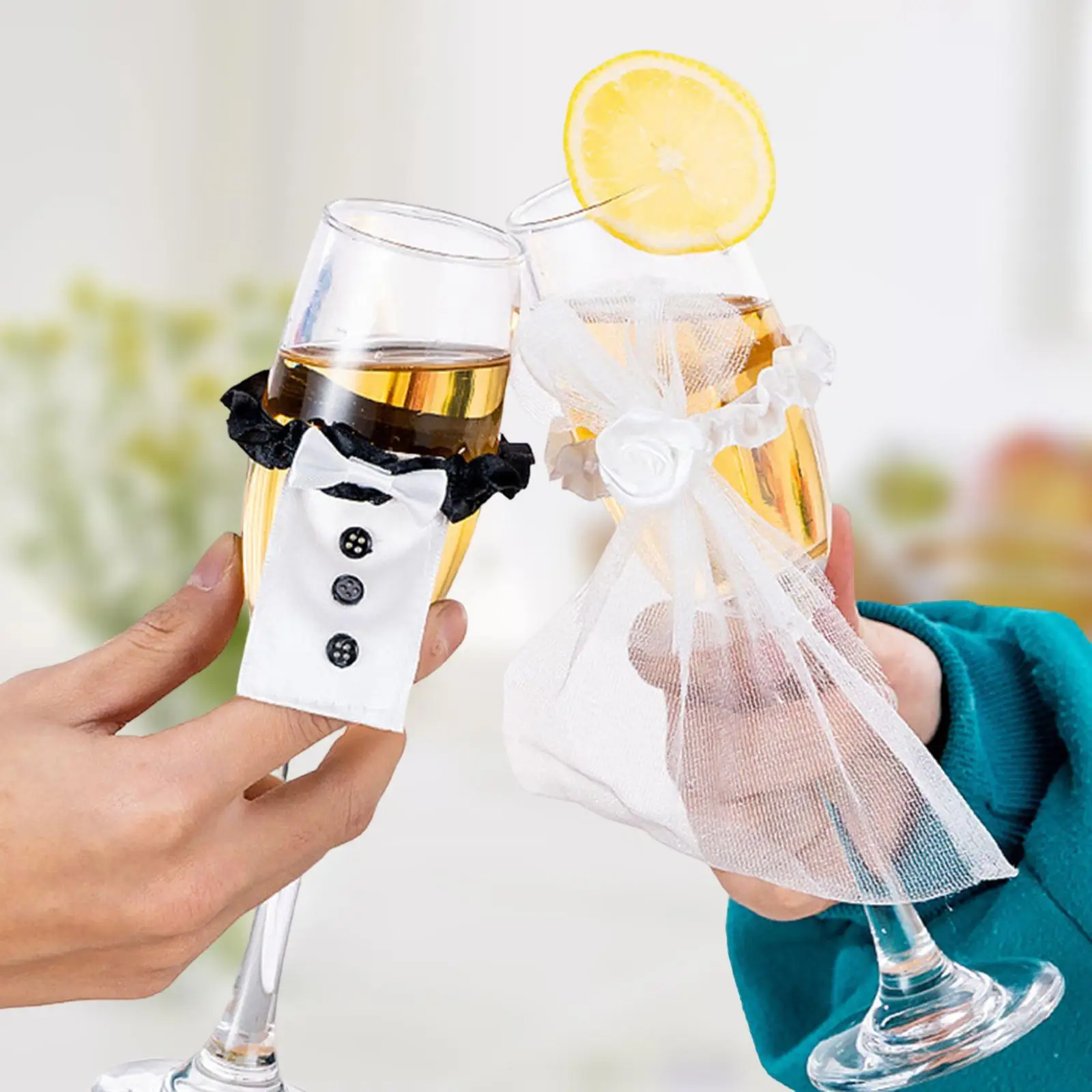 

2Pcs Wedding Flute Decoration Set Toasting Glasses Decoration Bottle Cover for Birthday Party Wedding Engagement Anniversary