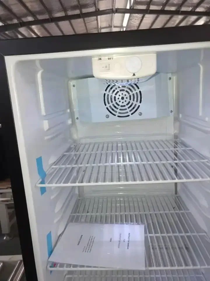 Горячая Распродажа маленький холодильник со стеклянной дверью компактный на 90