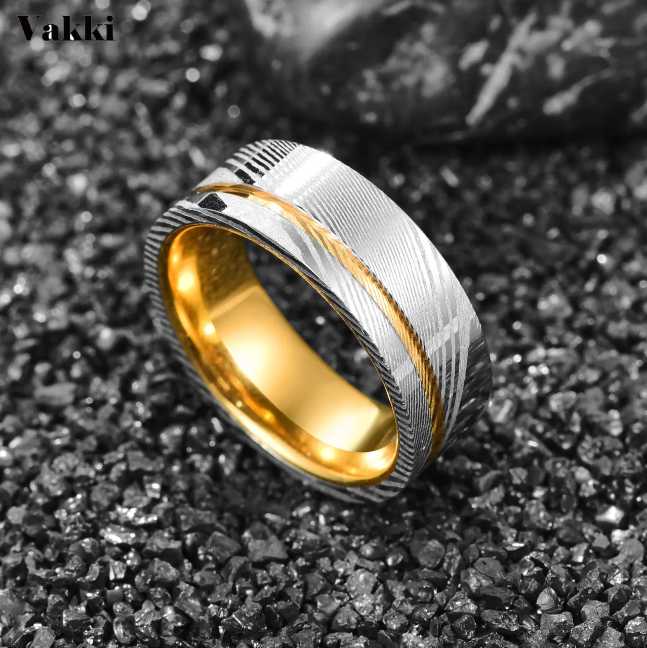 

JQUEEN 8mm Two-tone Men's Fashion Wedding Jewelry Tungsten Carbide Ring Steel Black Damascus Groove Gold Line Minimalism Ring