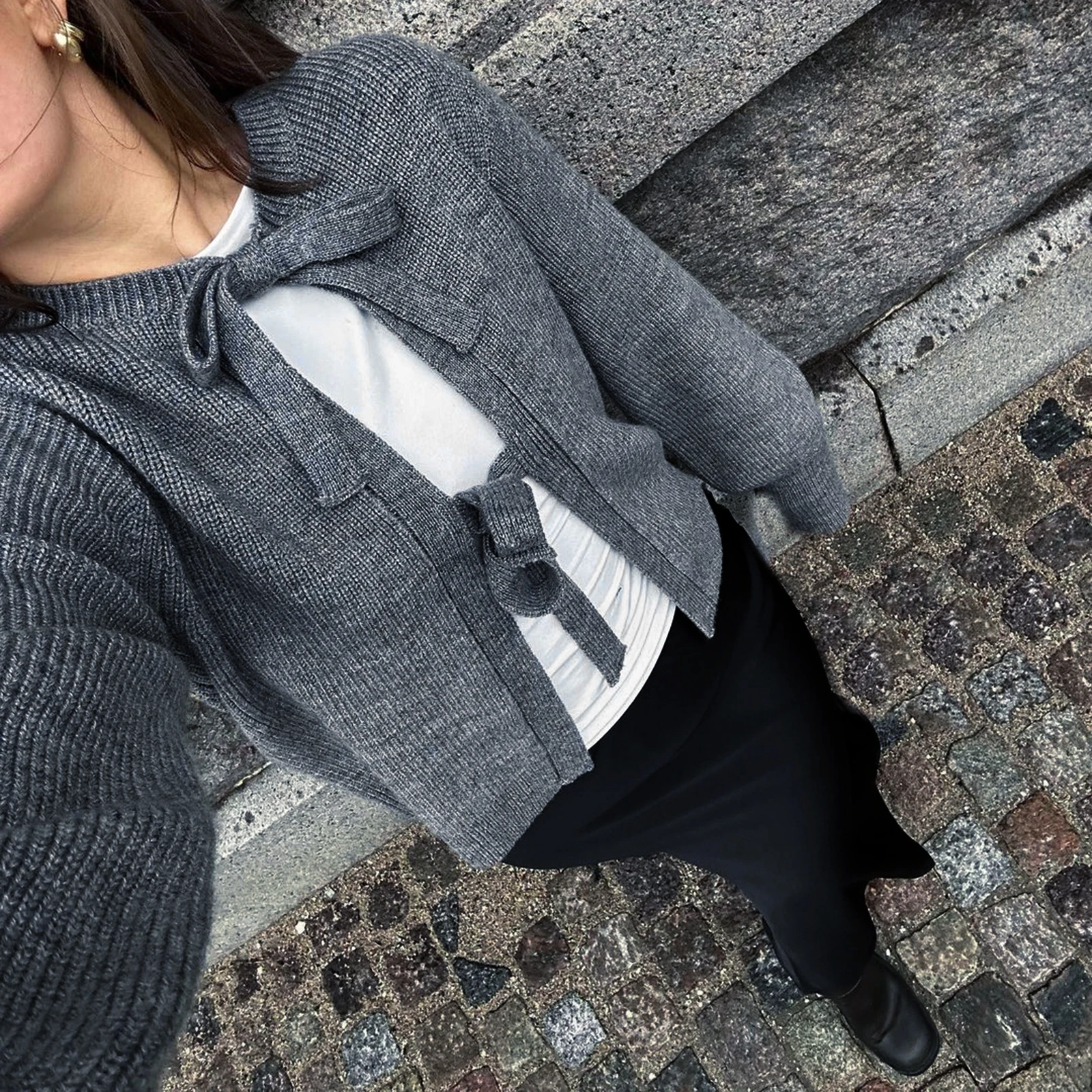 Женский вязаный кардиган в рубчик с длинным рукавом