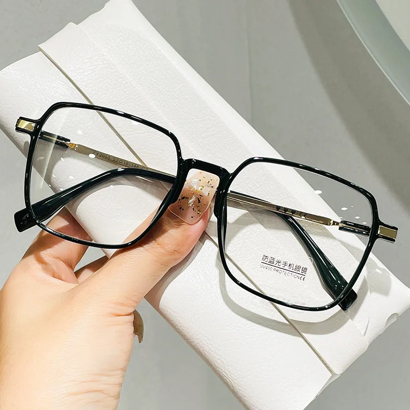 

Trendy Fashionable Transparent Frame Reading Glasses Anti Blue Light Presbyopia Eyewear High-definition for Men and Women