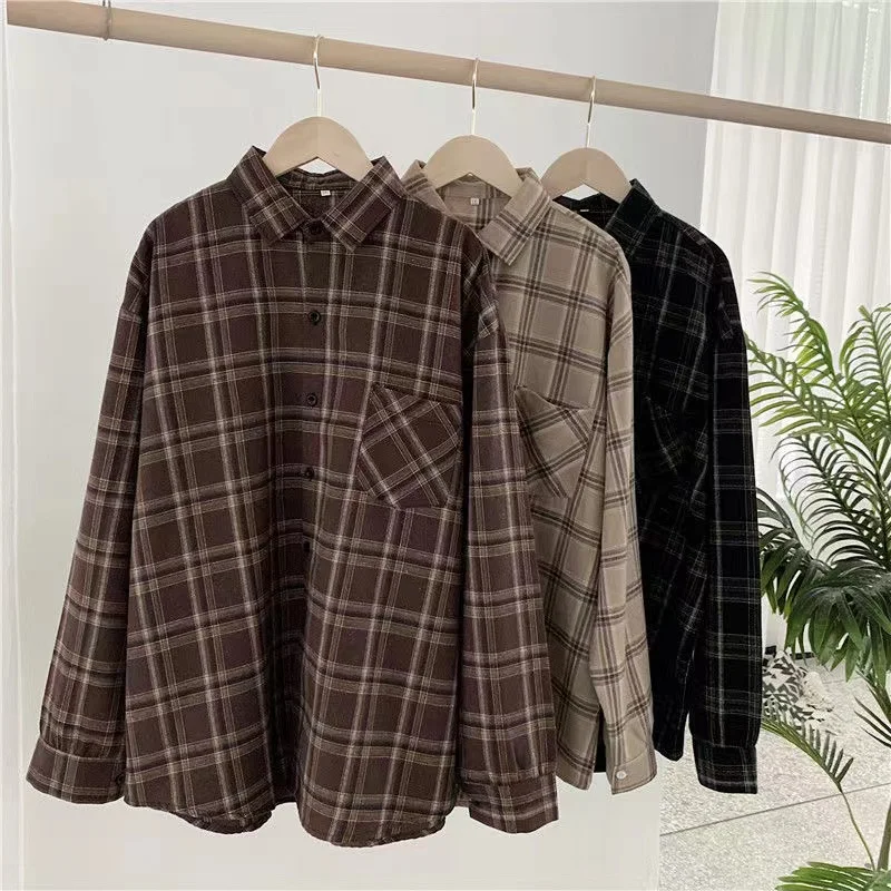 

2022 Vintage Women Plaid Shirts Autumn Long Sleeve Oversize Button Up Tops Korean Loose Casual Fall Outwear Femme Shirts