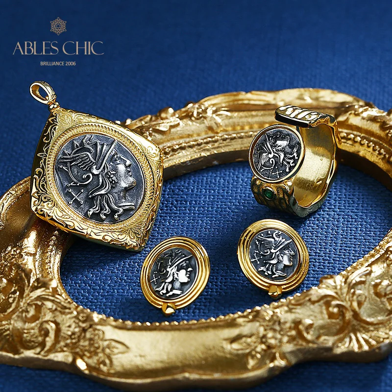 Открытое серебряное кольцо с фианитами серебро 925 пробы